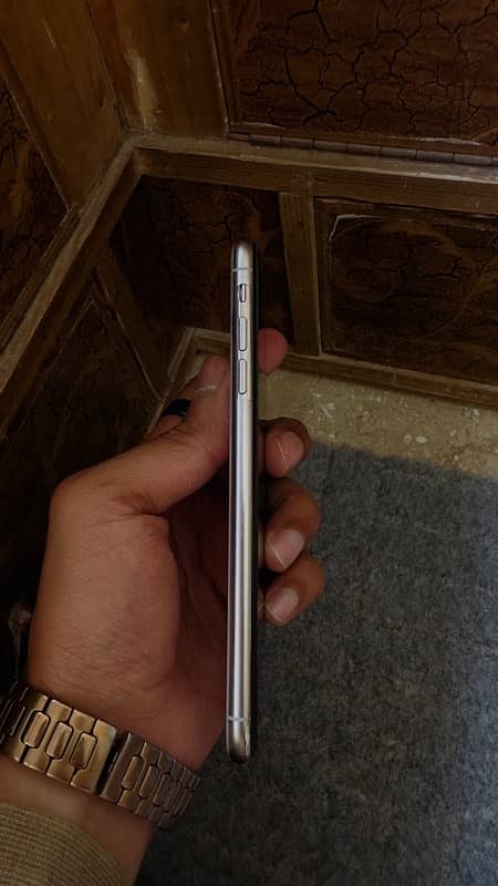 Iphone xsmax 64 gb pta approve 4