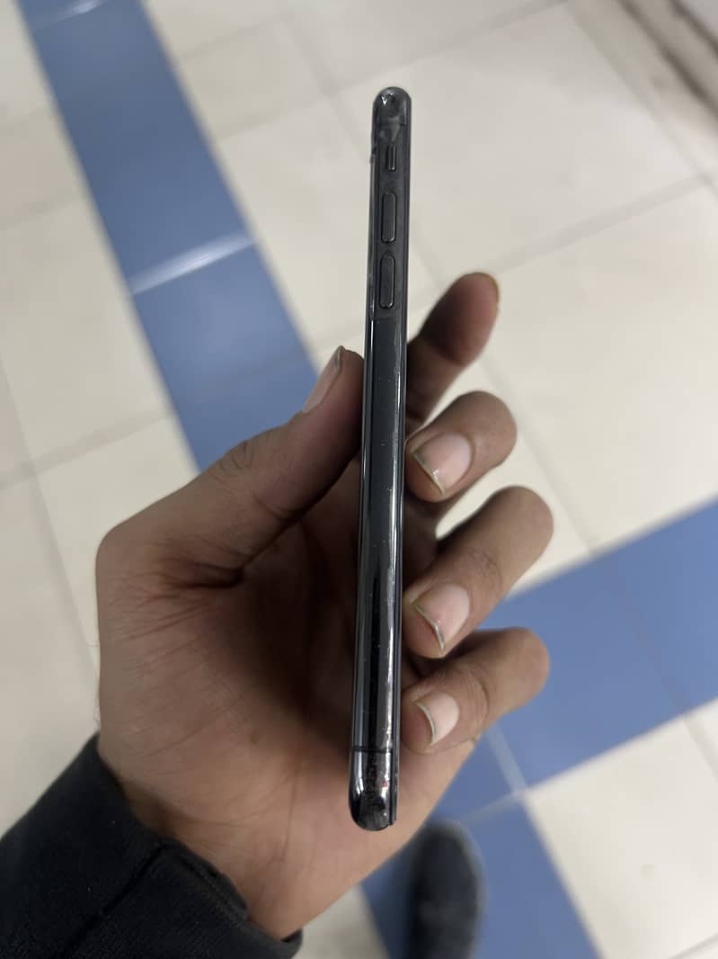 Iphone x 64gb pta approved 2