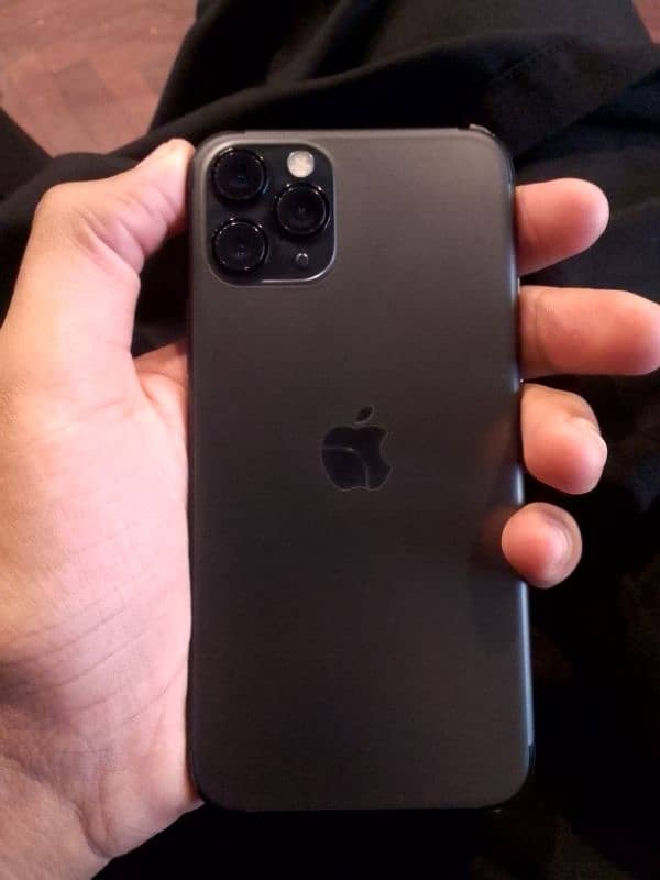 iphone 11pro 4