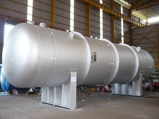 Pressure Vessels / Boilers / Steel Structure Canopy /Steel Fabrication 0