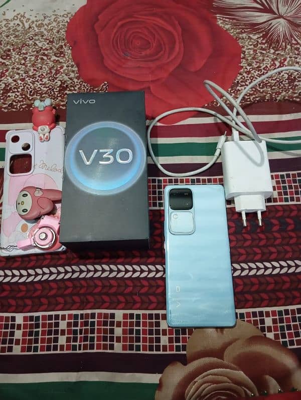 VIVO V30 8