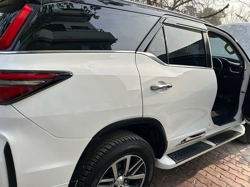 Toyota Fortuner Sigma 2019 4