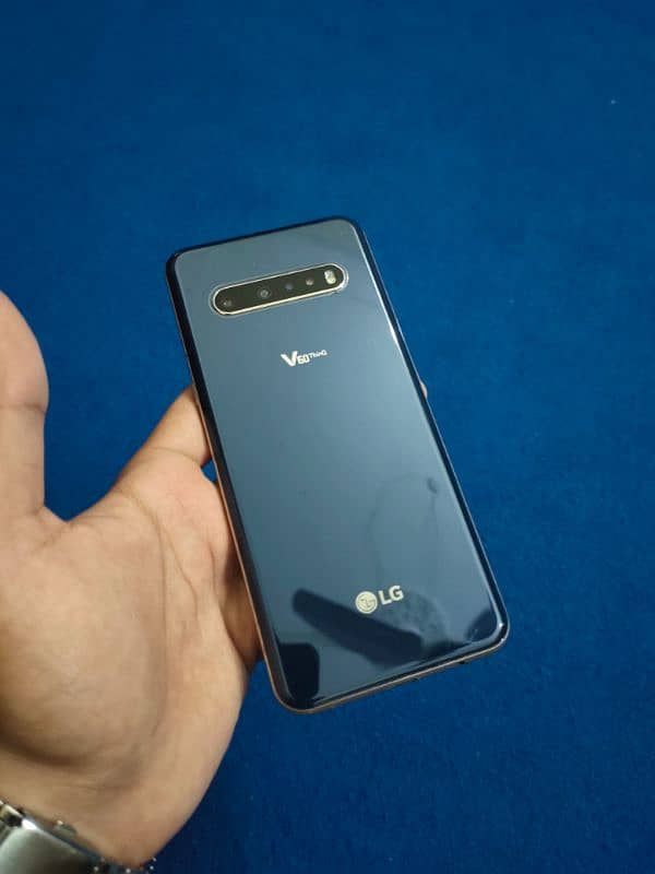 Lg V60 ThinQ 5G 1