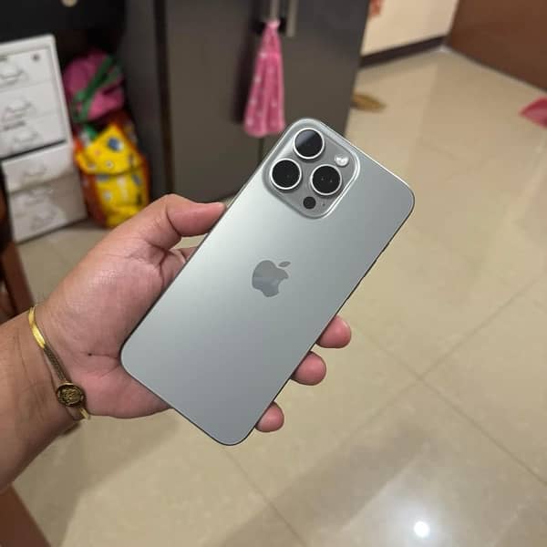 iPhone 15 pro max 256gb HK Non Pta 1