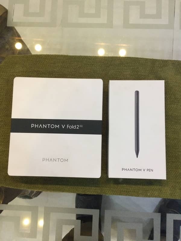 tecno phantom fold v2 0