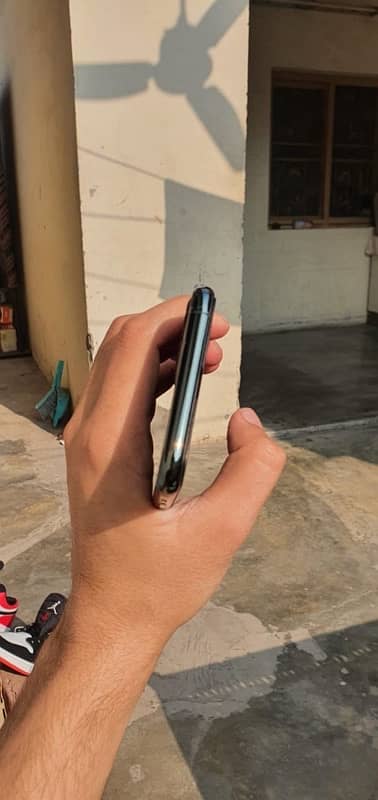 iPhone 11 Pro Max pta 1