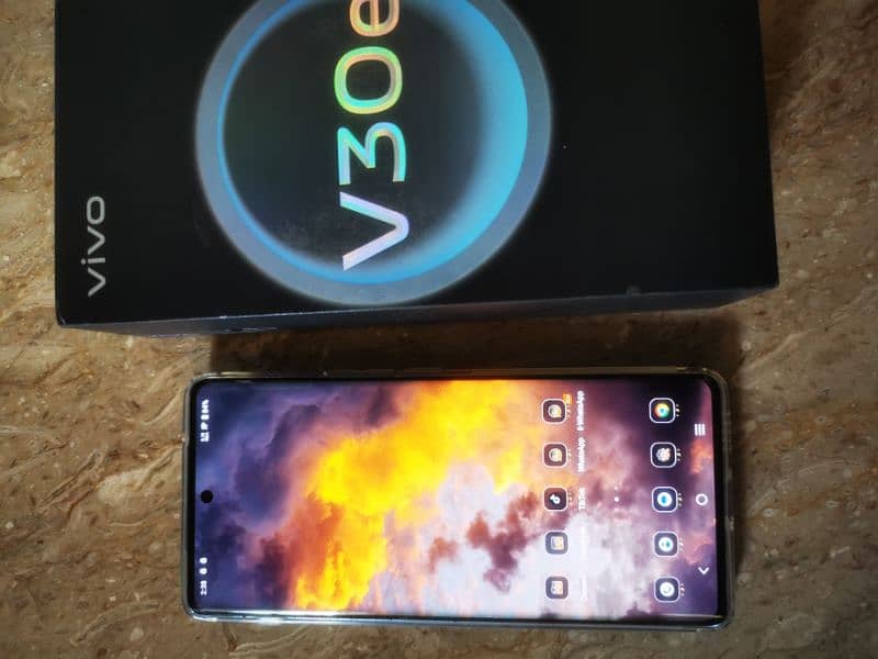 v30 e 2