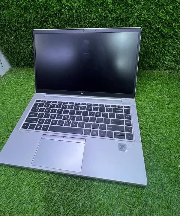 HP ELITEBOOK 840 G7 core i5 10th Gen - 16GB RAM - 256GB NVMe 1