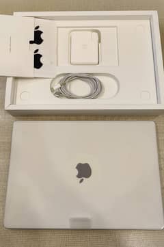 Macbook Pro M2, (16/512) Silver Almost New