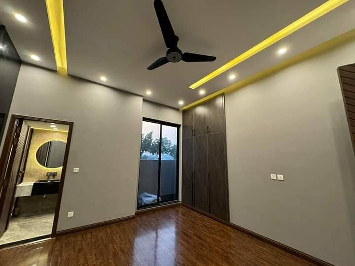 Beautiful Brand New House For Sale In State Life 28