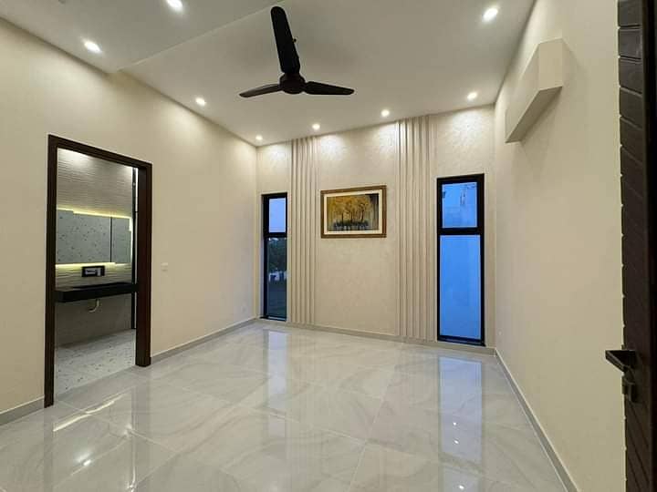 Beautiful Brand New House For Sale In State Life 34