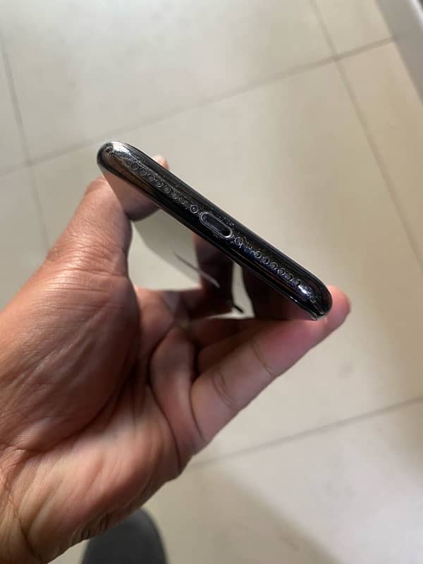 iphone X 256 GB (PTA Approved) 4