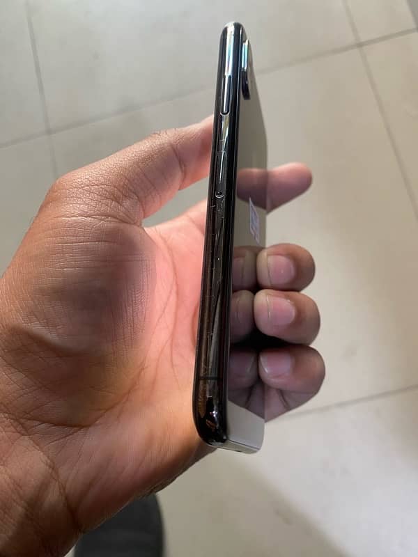 iphone X 256 GB (PTA Approved) 7