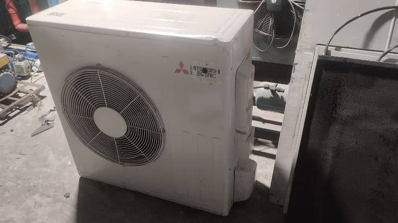 Mitsubishi 2. ton AC heat and coll 6