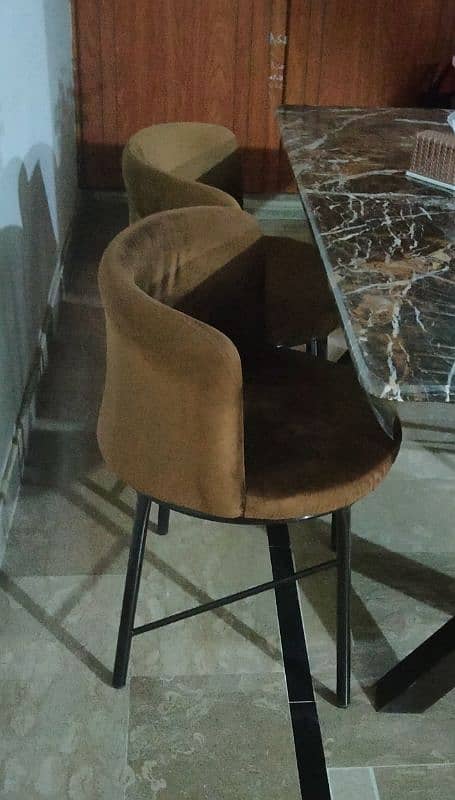 6 Dining table chairs without table condition good h 4