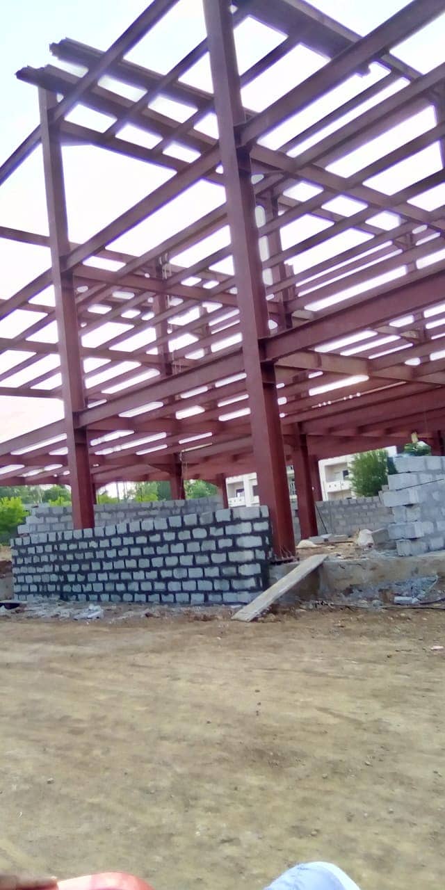 Industrial Shed / Per-Febricated steel structure /parking dairy shed 9