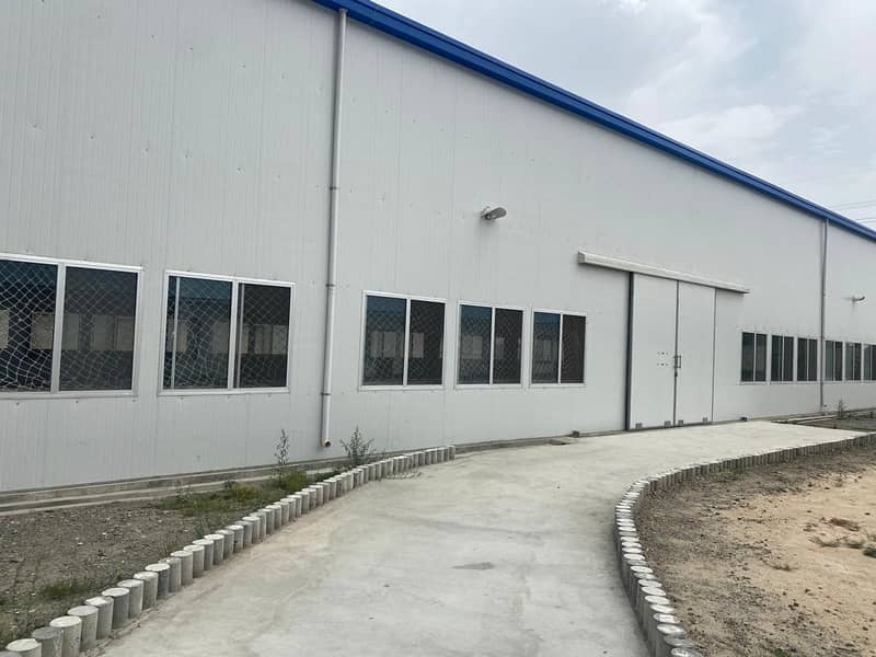 Industrial Shed / Per-Febricated steel structure /parking dairy shed 11