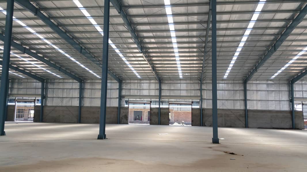 Industrial Shed / Per-Febricated steel structure /parking dairy shed 18