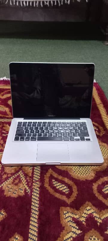 Apple macbook i7 2