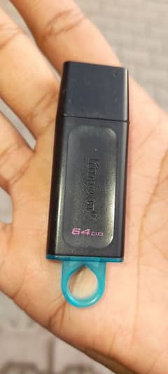 USB   64 GB