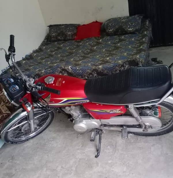 Honda CG125 serious 1