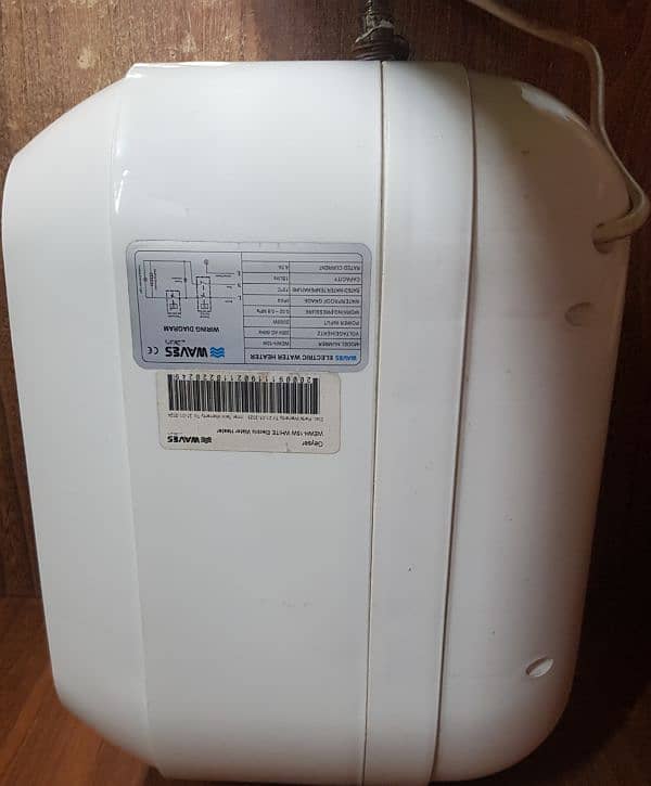 Waves Electric Water Heater SEWH-15 2