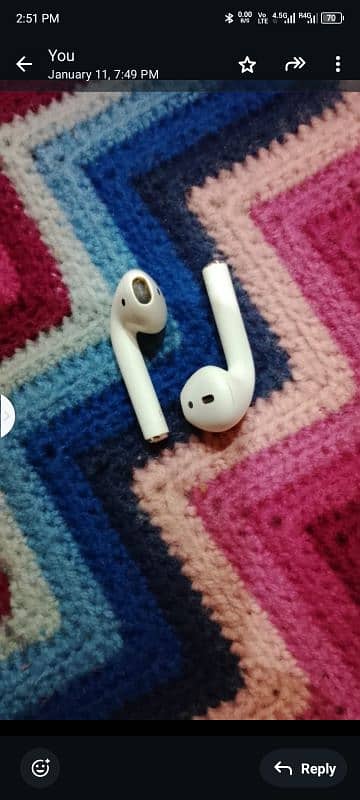 Apple Airpod generation 2 Original 3