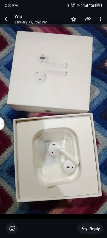 Apple Airpod generation 2 Original 9