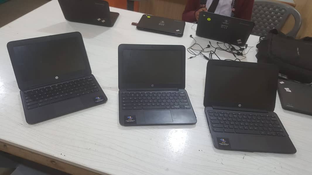 Hp 11 G3 chrome book 6