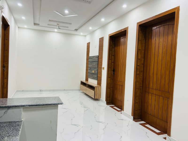 5 MARLA TRIPPLE STORY HOUSE FOR SALE IN NASHAMAN-E-IQBAL PHASE 2 15