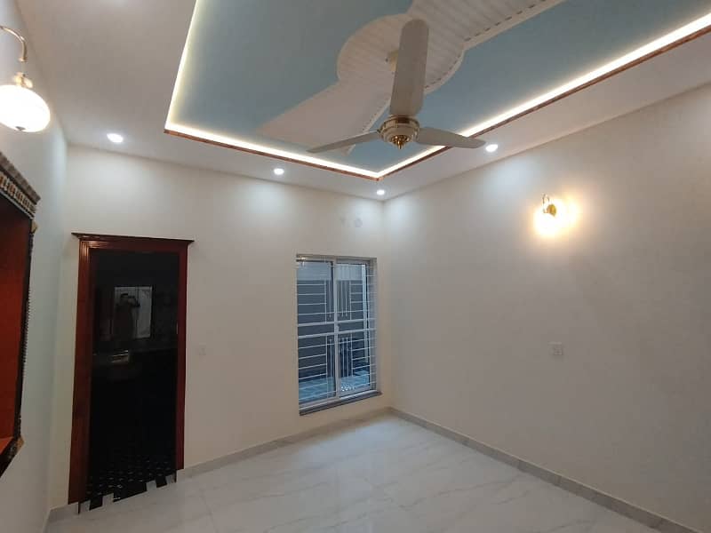 8 MARLA HOUSE FOR SALE IN MILITARY ACCOUNTS MAIN COLLEGE ROAD LHR 13