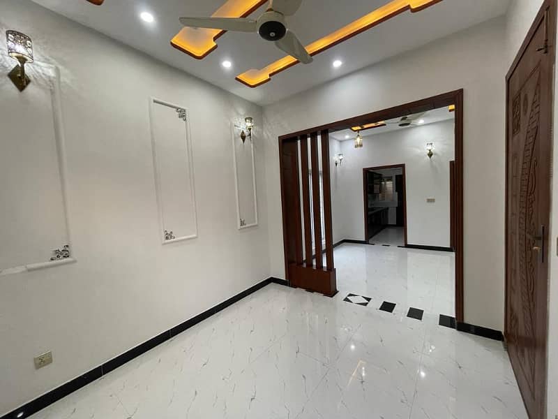 4 MARLA HOUSE FOR SALE IN MILITARY ACCOUNTS MAIN COLLEGE ROAD LHR 10