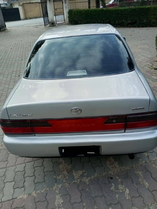 Toyota Corolla XE 1995 Japanese 3