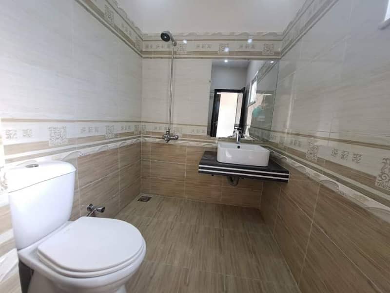 10MARLA TILE MARBLE FLOORING LIKE NEW HOUSE FOR SALE IN ALLAMA IQBAL TOWN 8