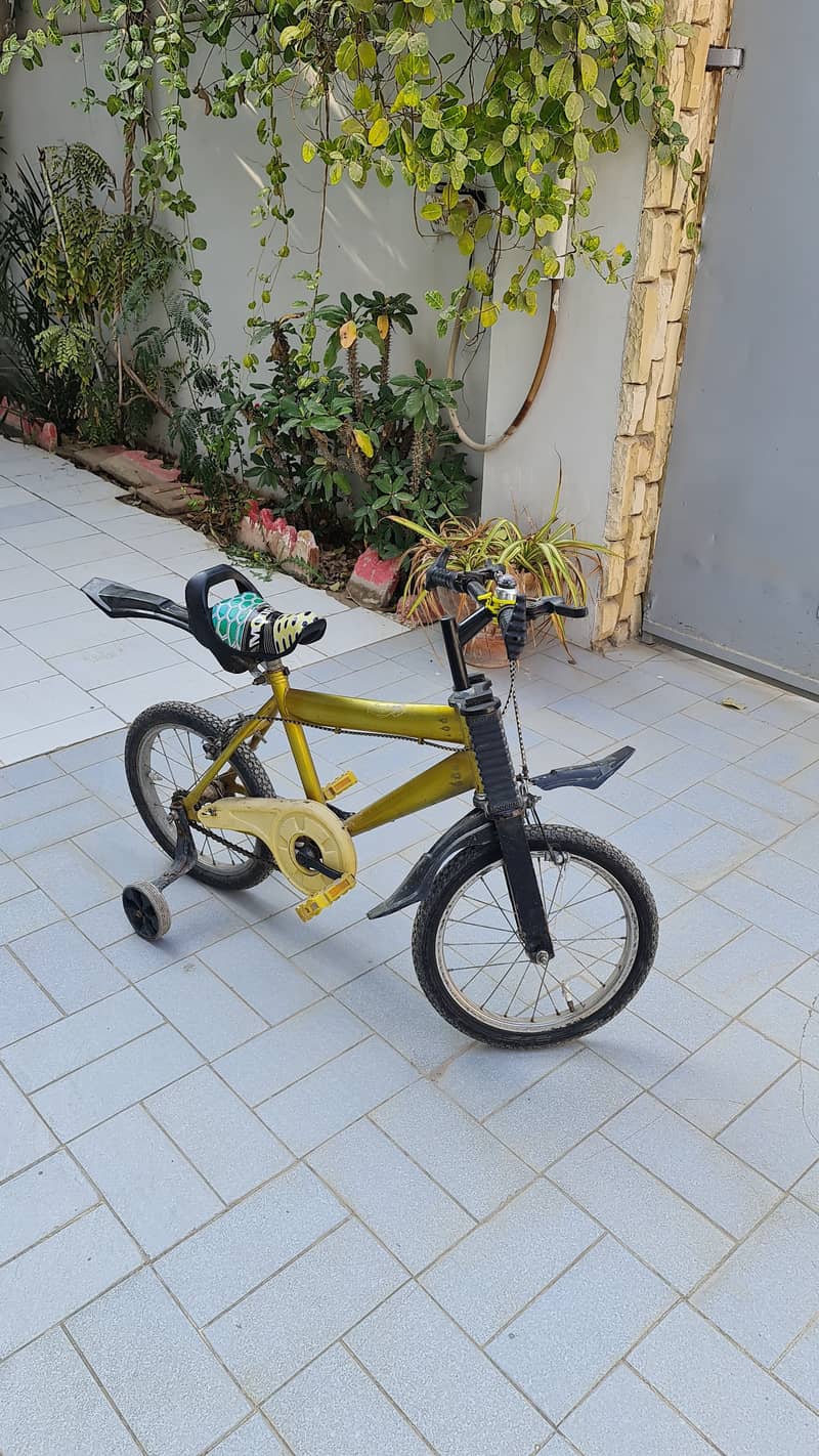 Kids bicycle ideal for the age upto 8yrs 2