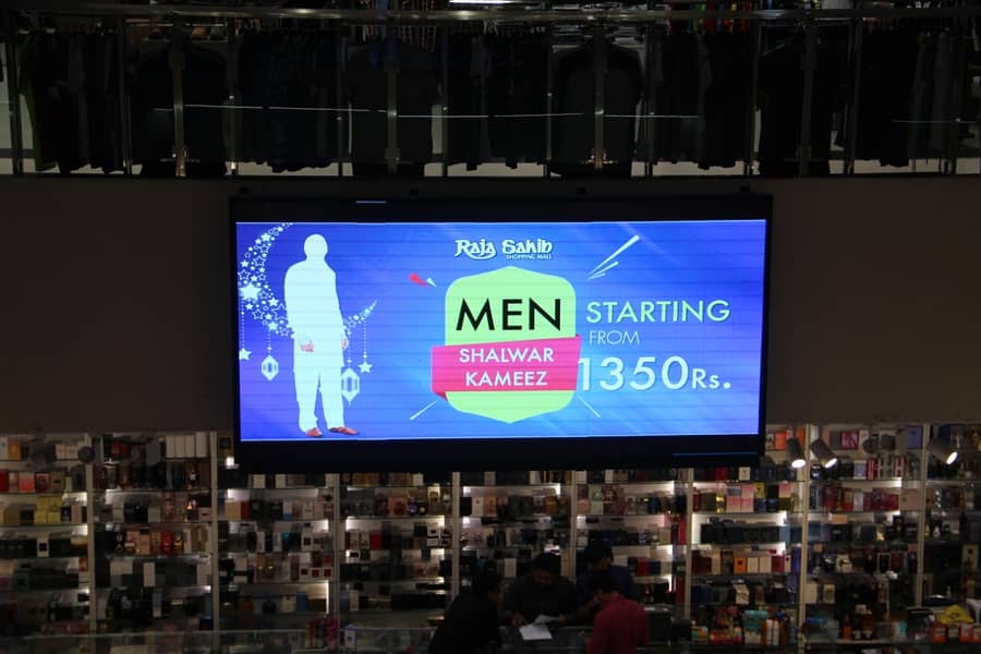 SMD / LED Adivertising Digital Screen Indoor/ Outdoor RGB Full Color 9