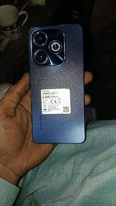 Infinix Hot 40i 8+8/256gb 1