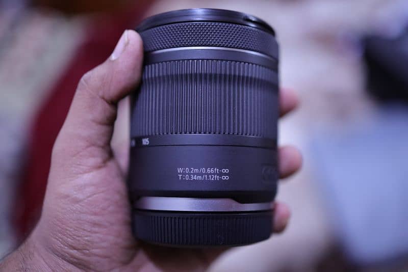 Canon RF 24-105mm f/4-7.1 IS STM Lens 1