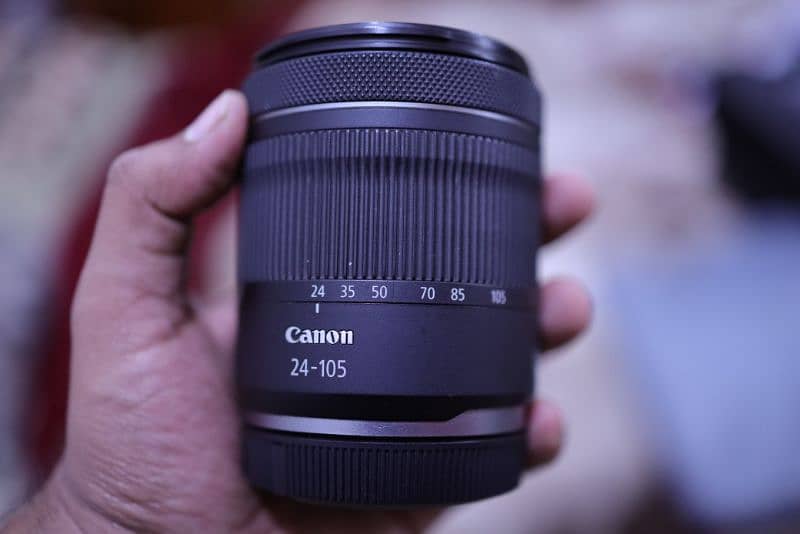 Canon RF 24-105mm f/4-7.1 IS STM Lens 2