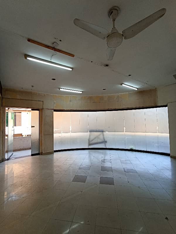 600 Sq. ft Shop For Sale Available 1st Floor Shopping Arcodes Sarwar Road, Cantt. Lahore 0