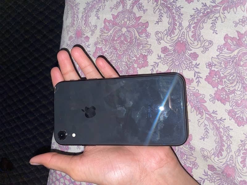 iPhone XR for sale 4