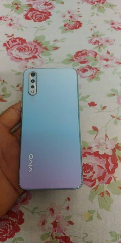 urgent for sale vivo 2