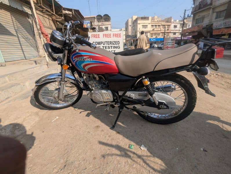 Suzuki 150 genuine bike 4