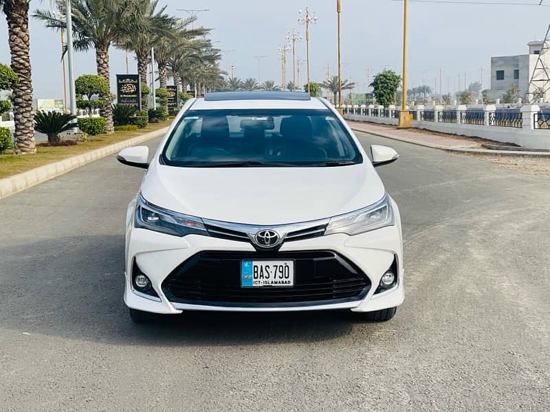 Toyota Altis Grande 2022 0