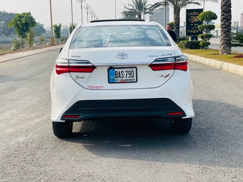 Toyota Altis Grande 2022 10