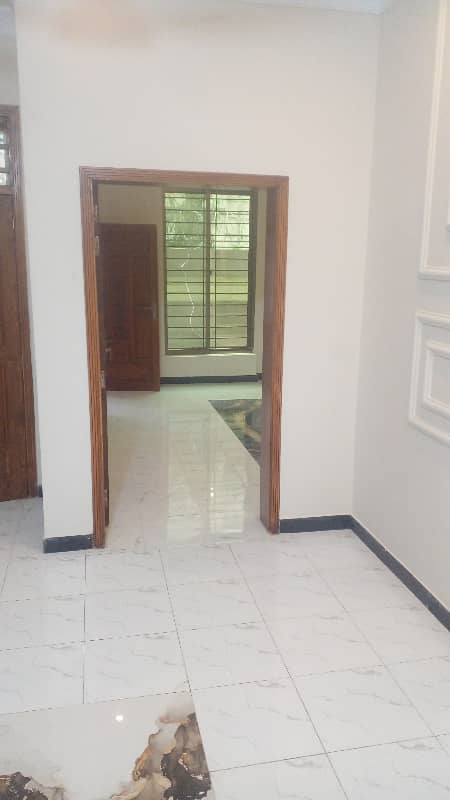 3 Bed House For Rent In Askari 14 Sec B 8