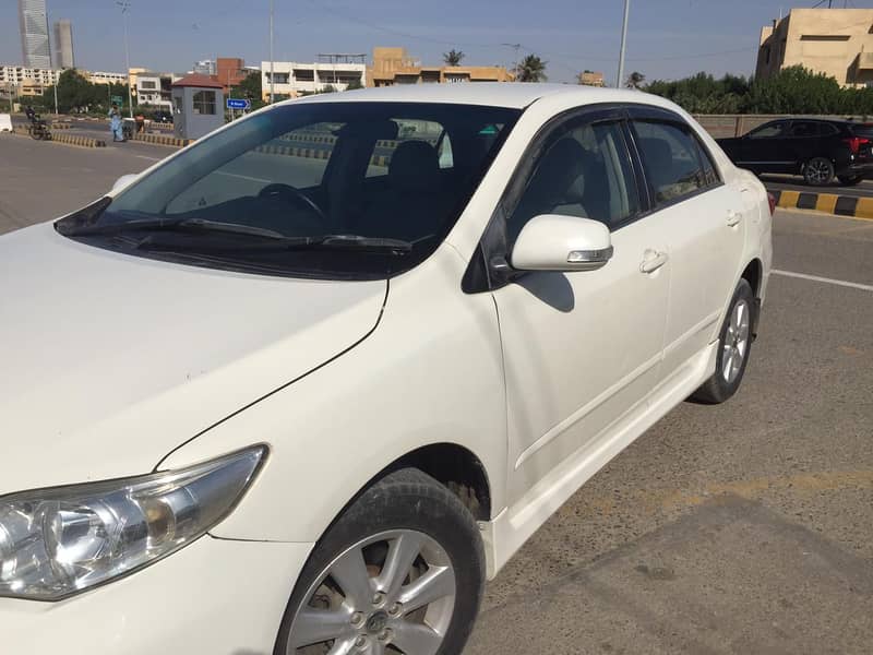 Toyota Corolla Altis 2012 3