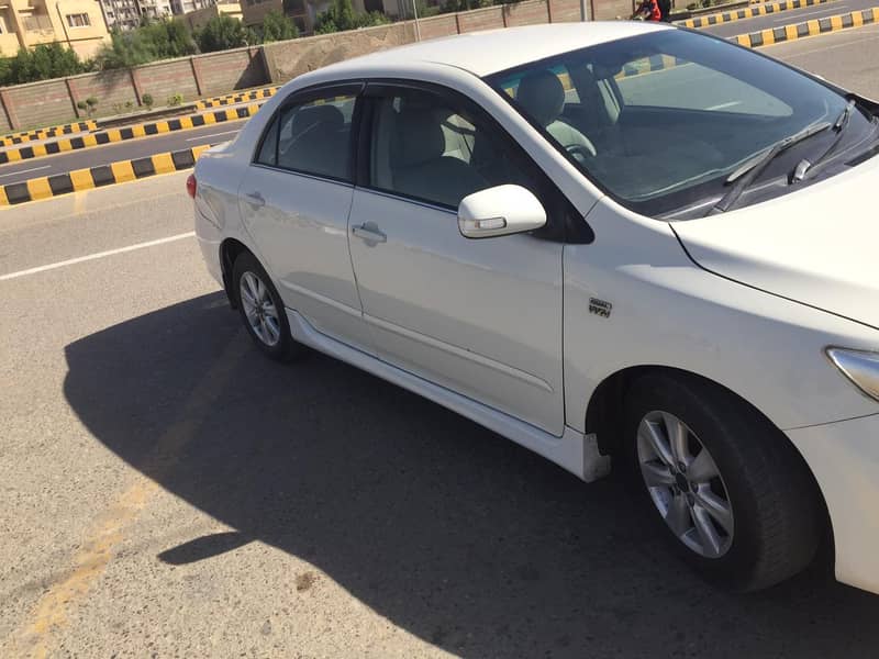 Toyota Corolla Altis 2012 4