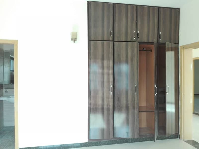 10 Marala House For Rent In Askari 14 Sec B 21