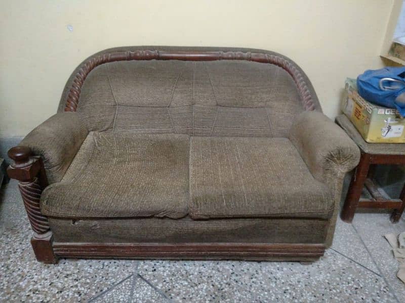 6 Seater Sofa set for sale (used) 2